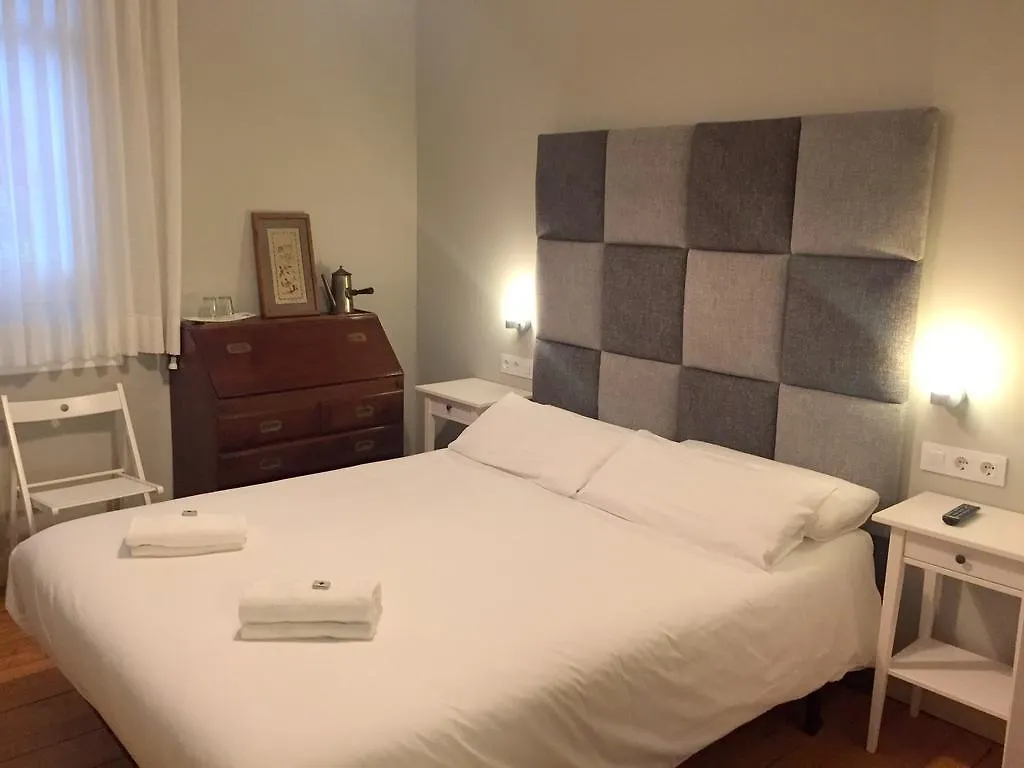 Iturrienea Ostatua Hotell Bilbao Pensionat